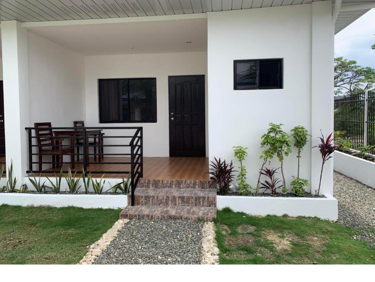 Palm Tree Lodge Moalboal Exterior foto
